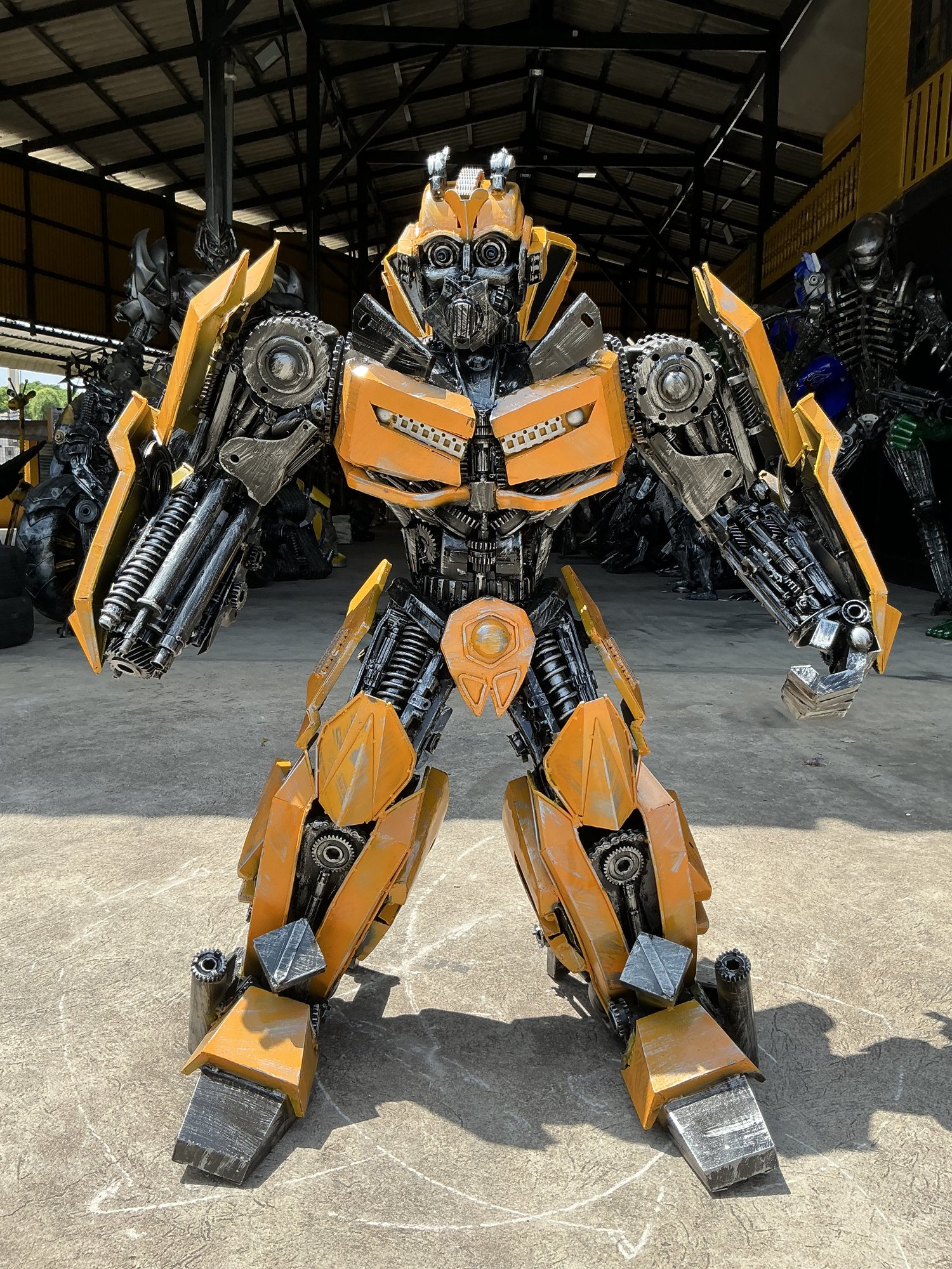 Bumblebee, front