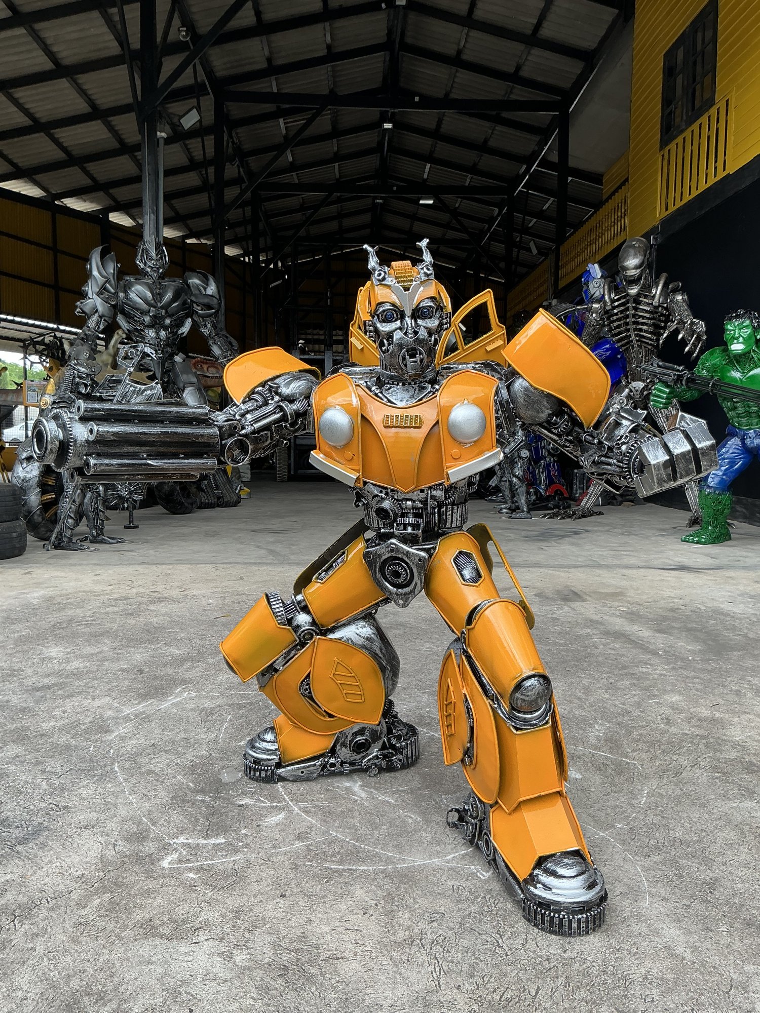 Bumblebee, front