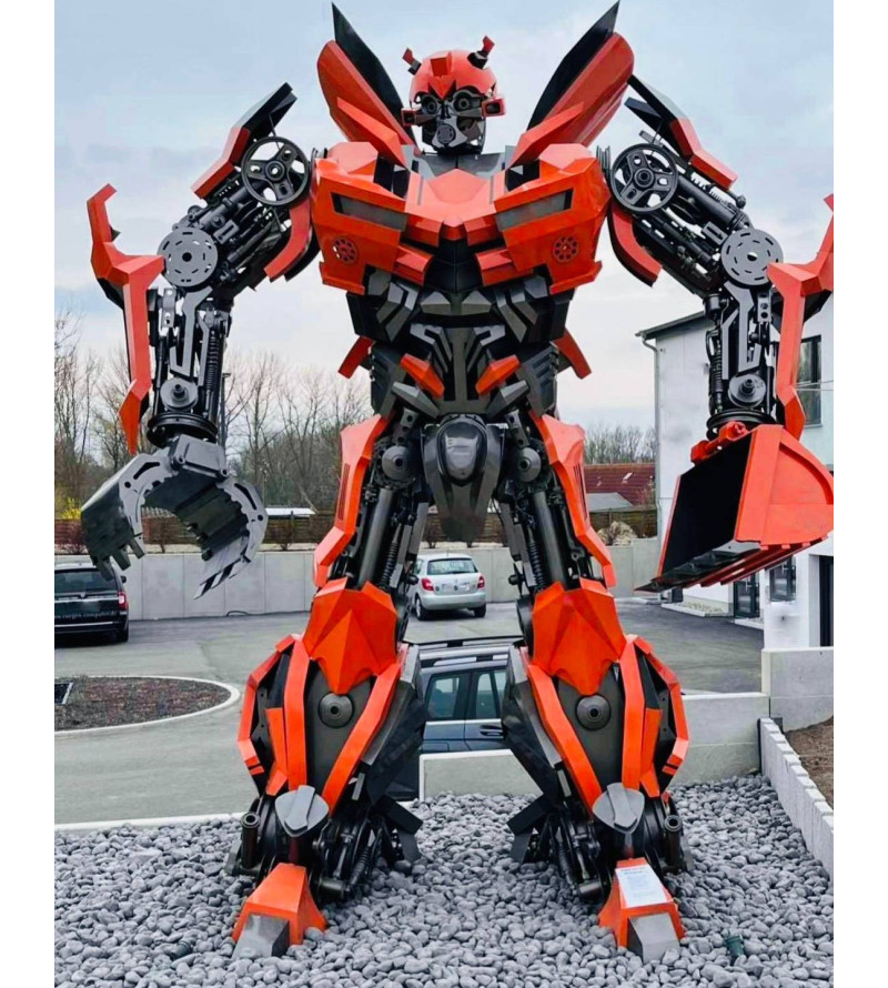 Bumblebee 270 cm High
