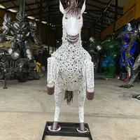 Horse, front