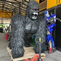 King Kong, on a pallet