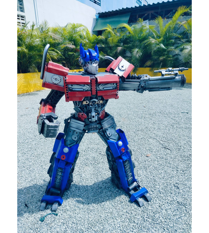 Optimus Prime 117cm High