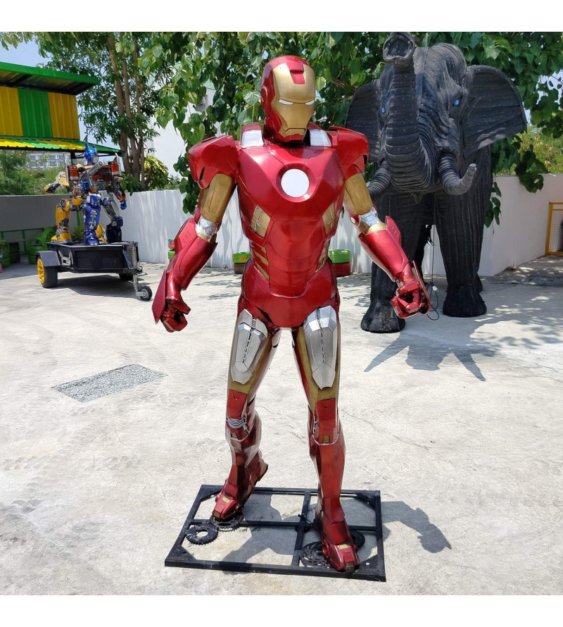 The Iron Man is 190 cm tall
